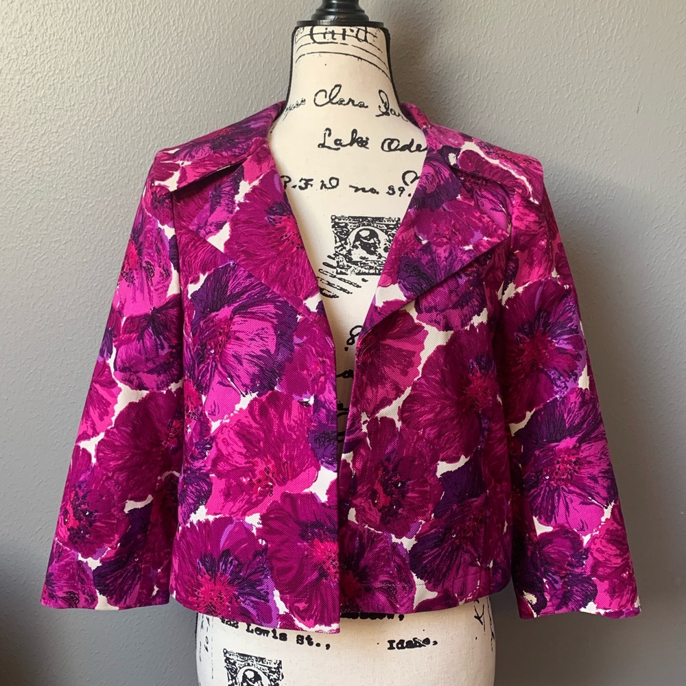 NWT Dana Buchman flowered cropped blazer
